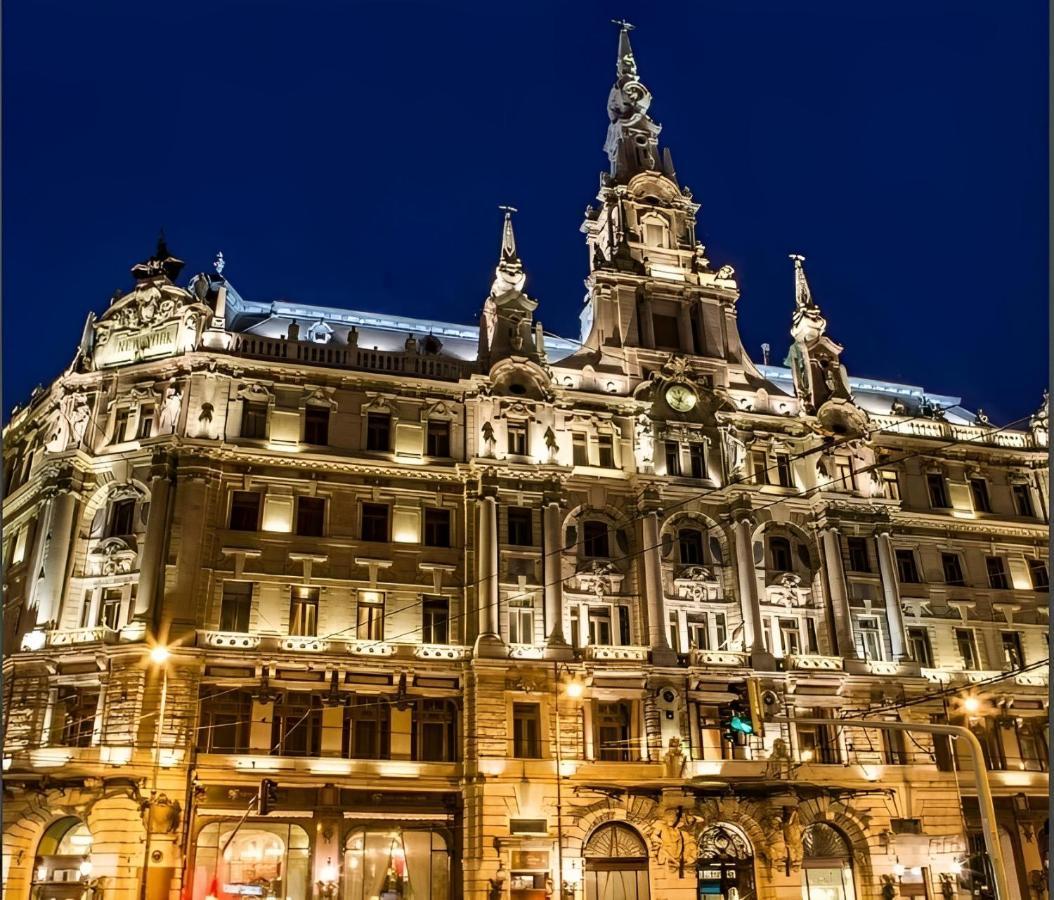 Comfy Apartment At New York Cafe With Aircon Budapest Exterior photo